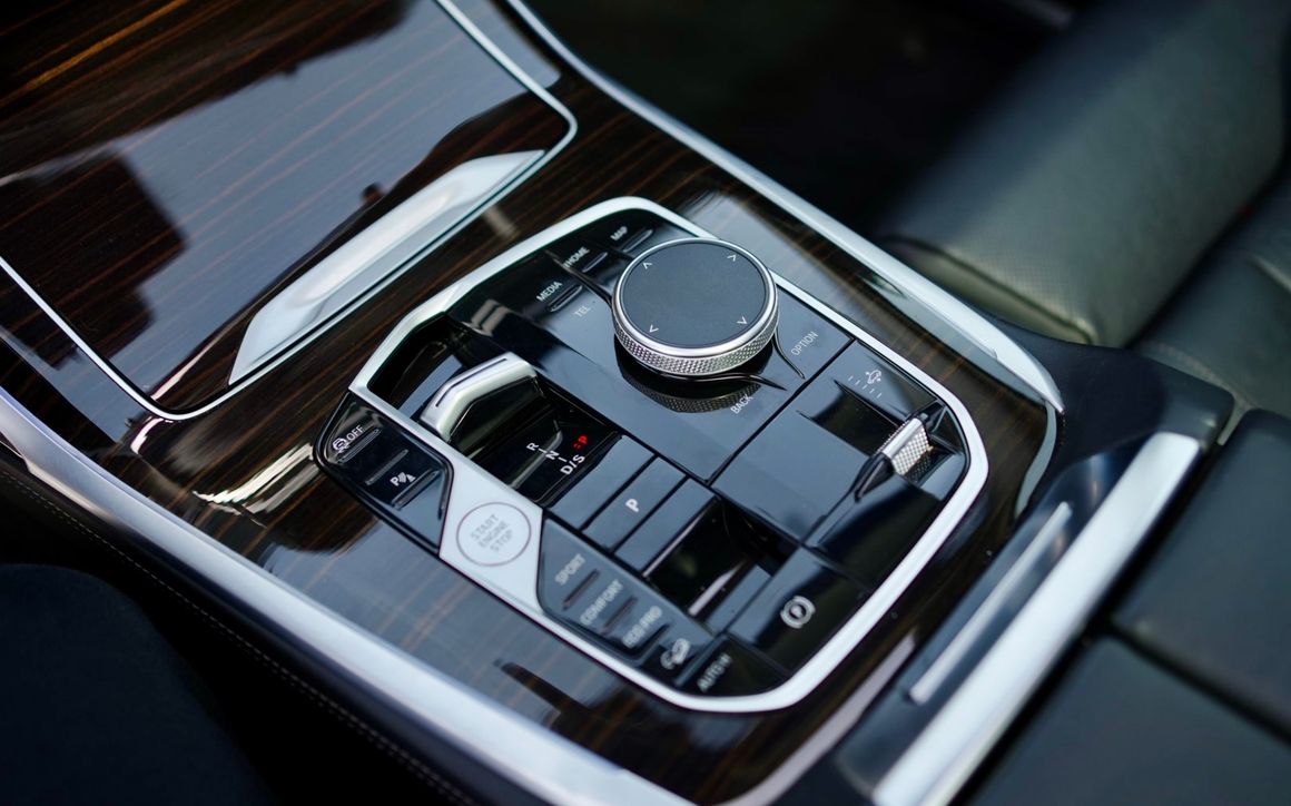 BMW X7 2024 - image 17