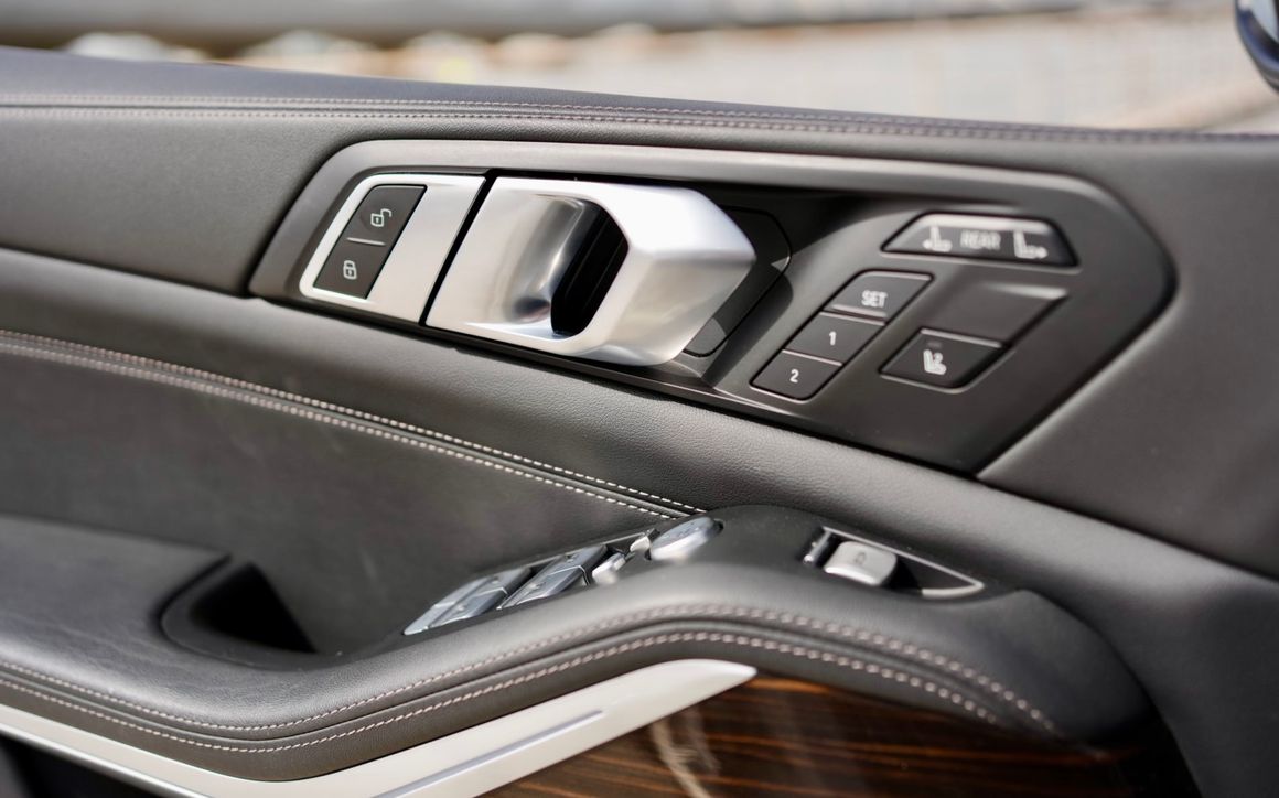 BMW X7 2024 - image 16