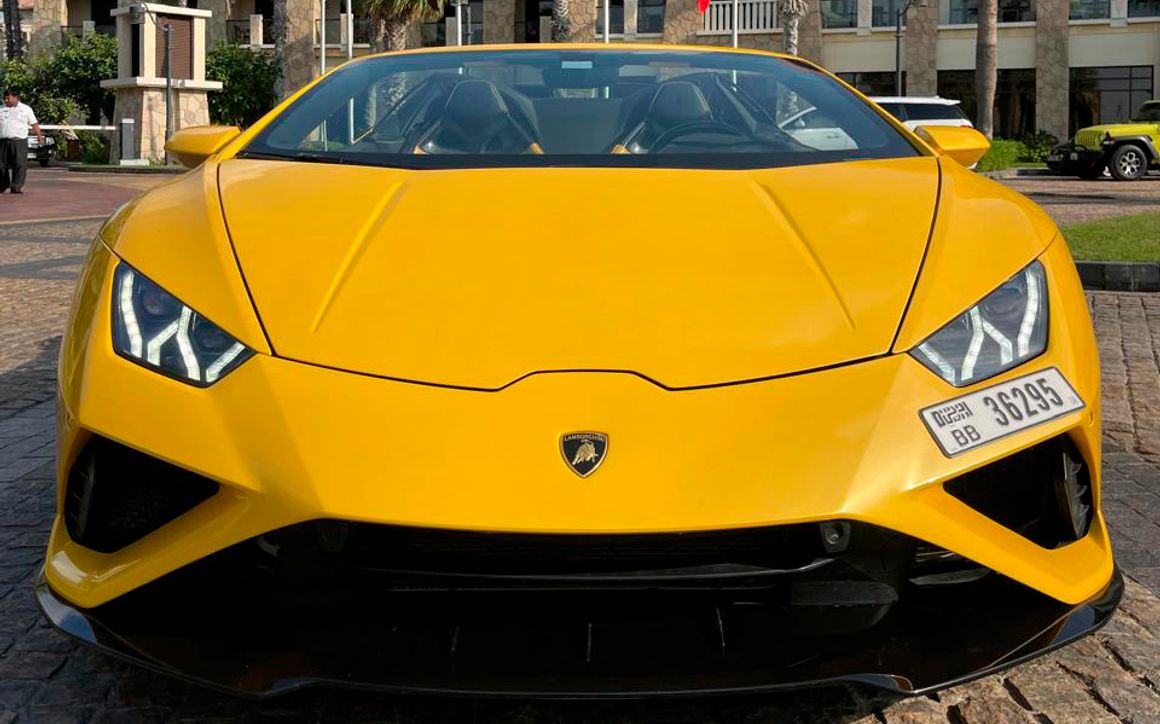 Lamborghini Huracan Evo Spider - image 1