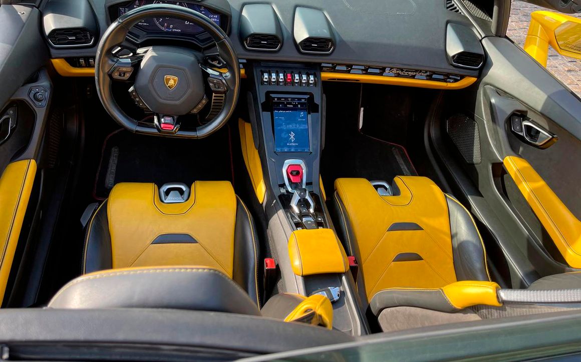 Lamborghini Huracan Evo Spider - image 7