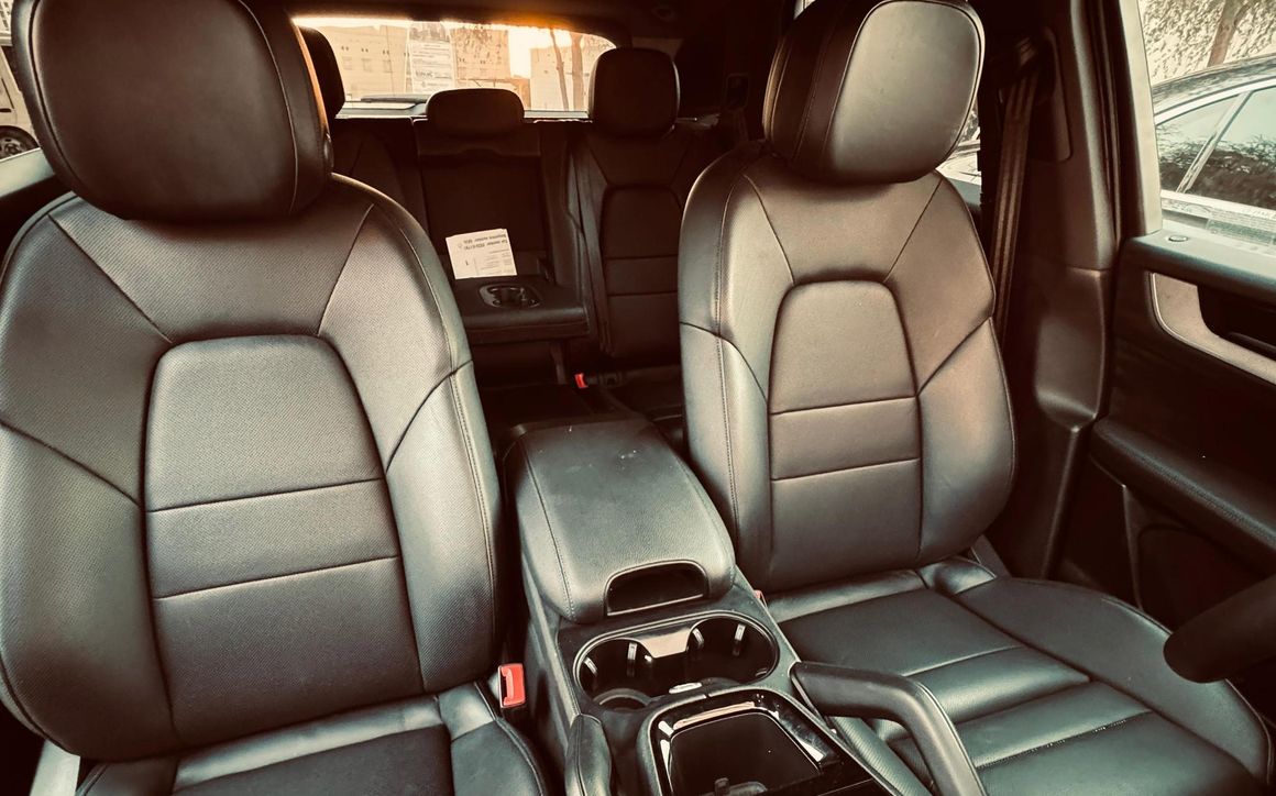 PORSCHE CAYENNE - image 5
