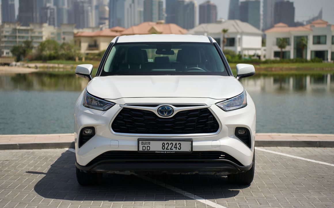 TOYOTA HIGHLANDER VXR - image 2