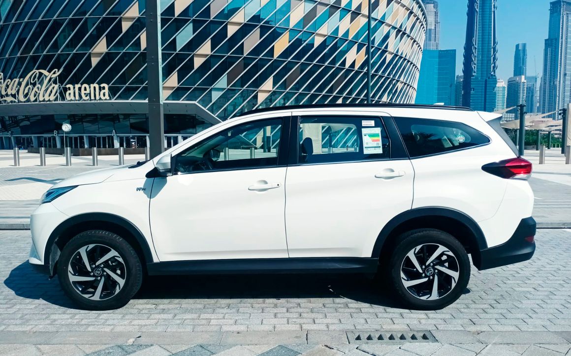 TOYOTA RUSH - image 2