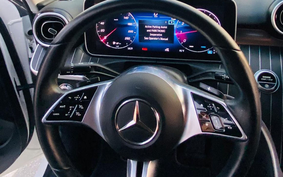 MERCEDES C300 2023 - image 9