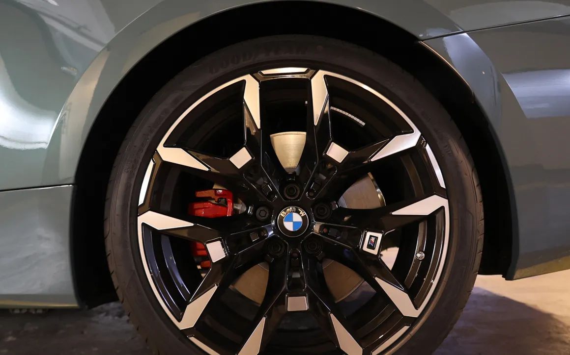 BMW 420 Green Convertible - image 14