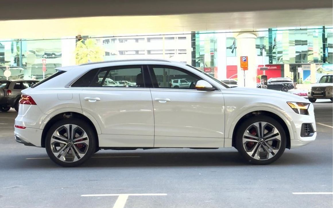 Audi Q8 - image 2