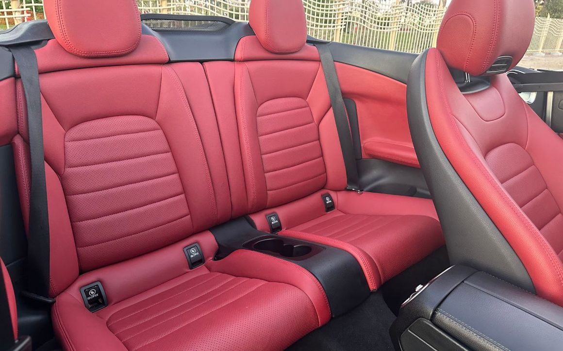 Mercedes C300 Cabrio - image 18