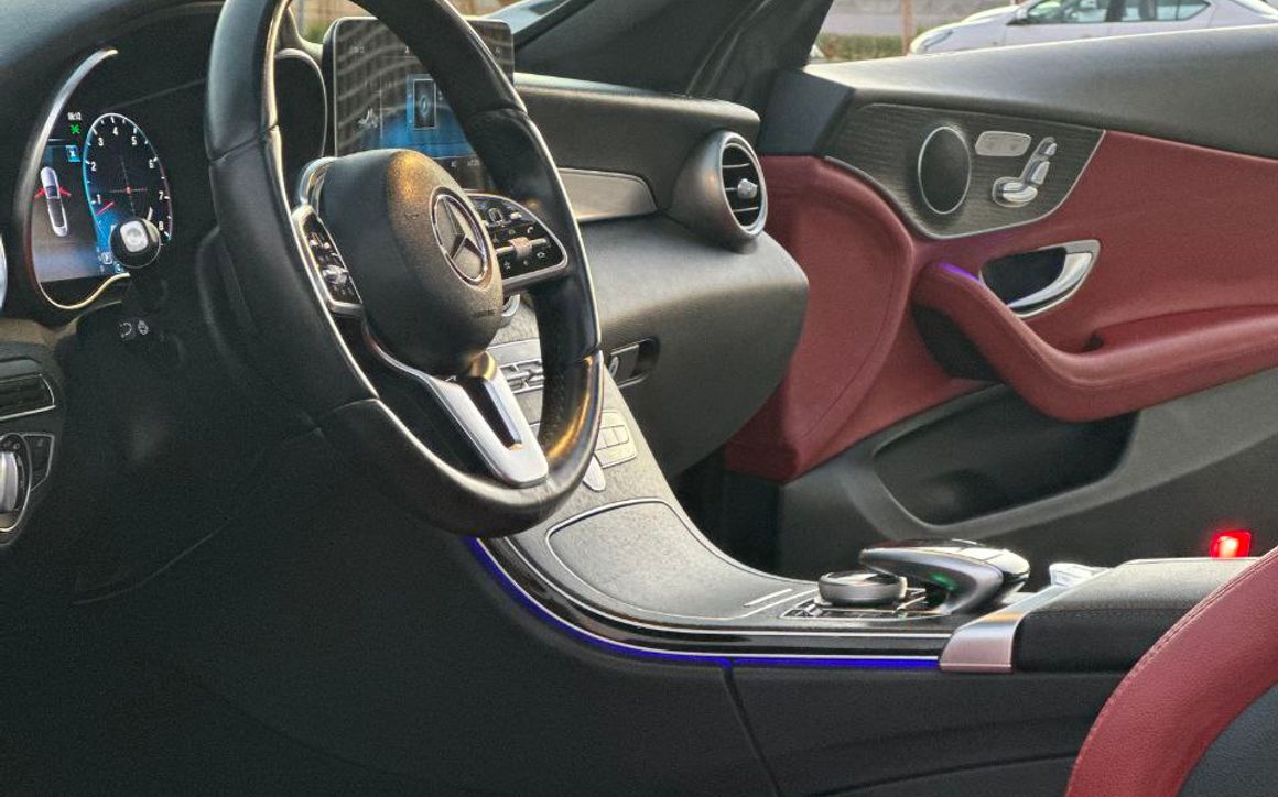Mercedes C300 Cabrio - image 13