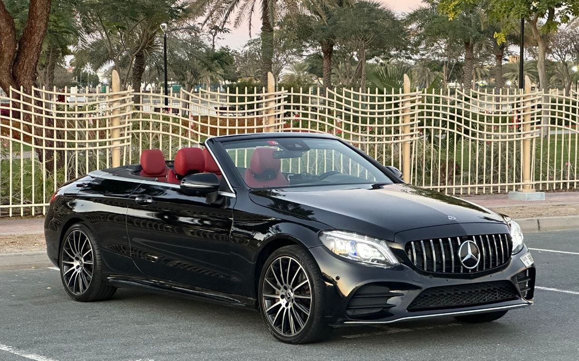 Mercedes C300 Cabrio - image 4