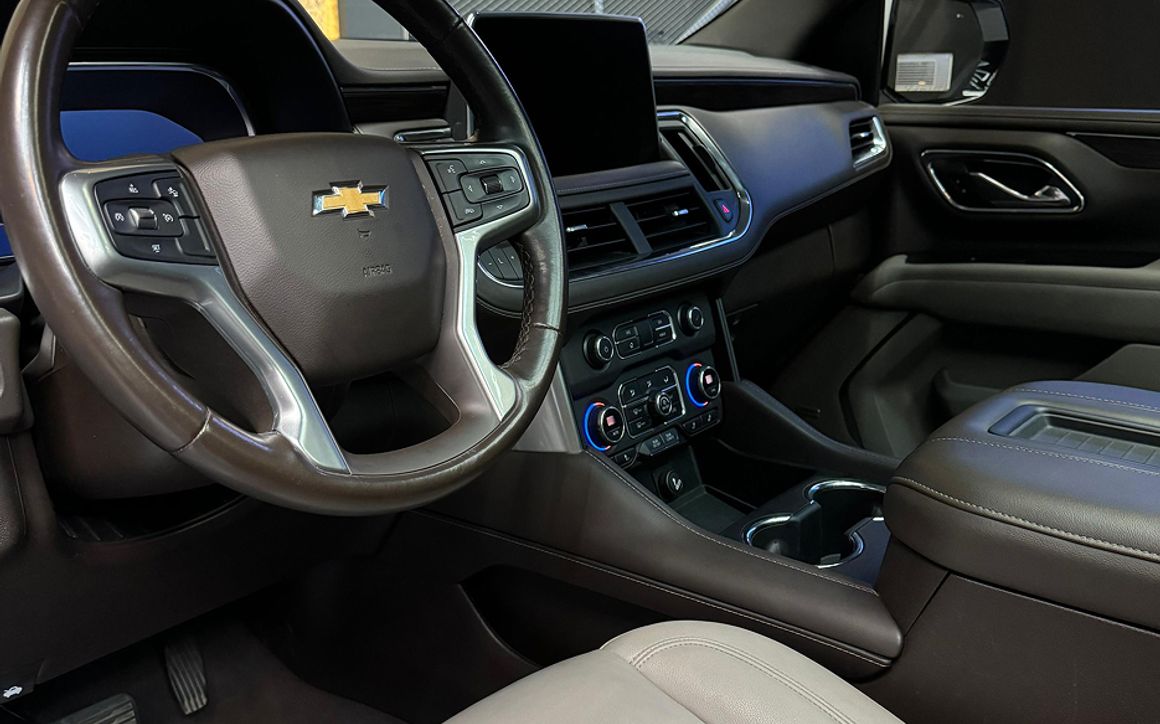 CHEVROLET TAHOE - image 7