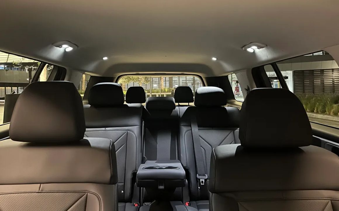 Hyundai Santa Fe RED - image 10