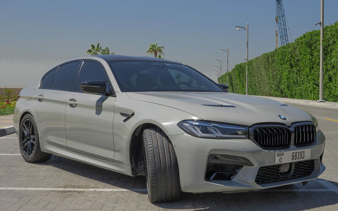 BMW M5 Competition - image 4