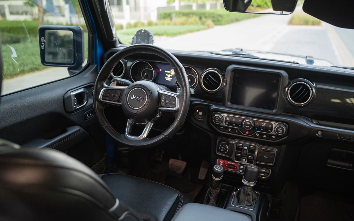 JEEP WRANGLER - image 12