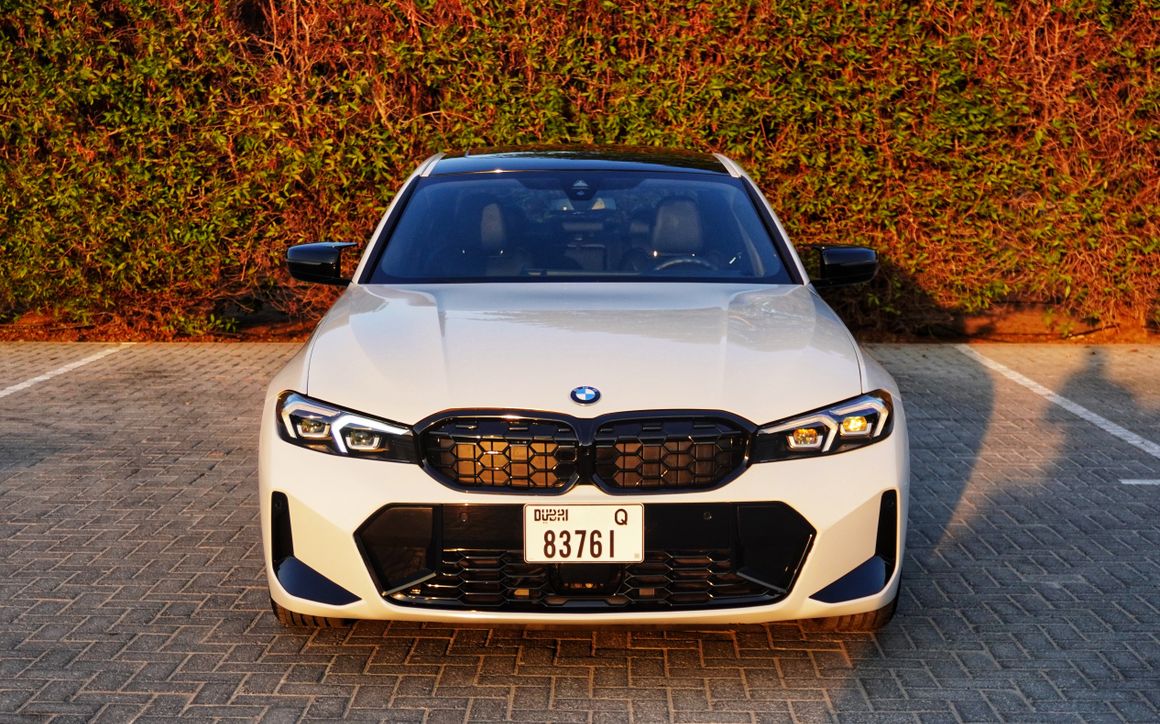 BMW 330I - image 2