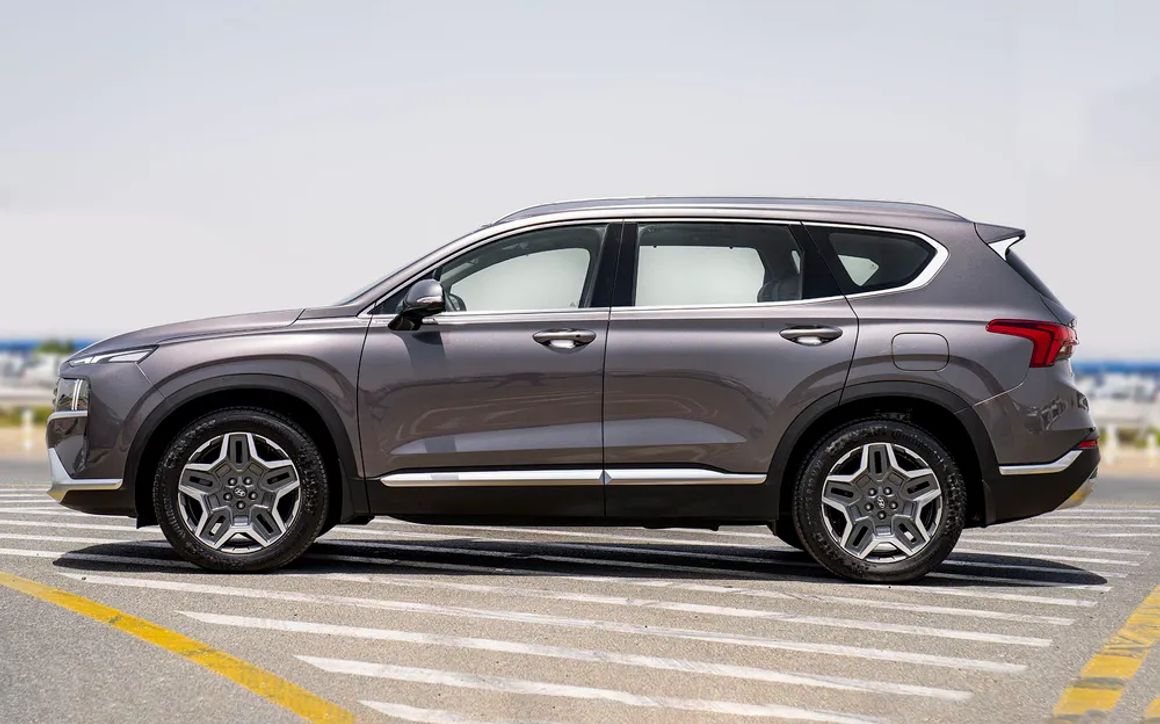 Hyundai Santafe - image 2