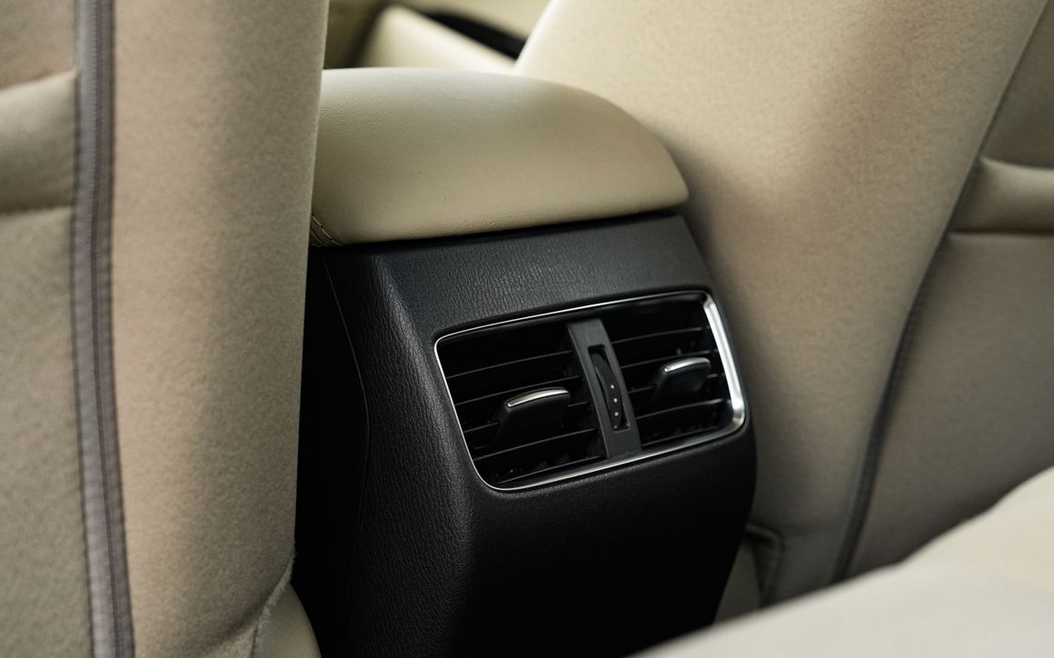 Mazda 6 - image 10