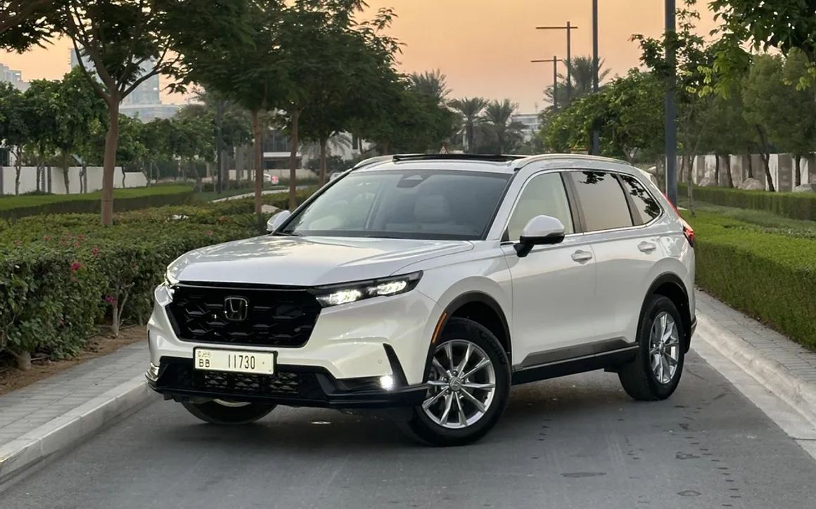 HONDA CR-V 7 SEATER - image 1