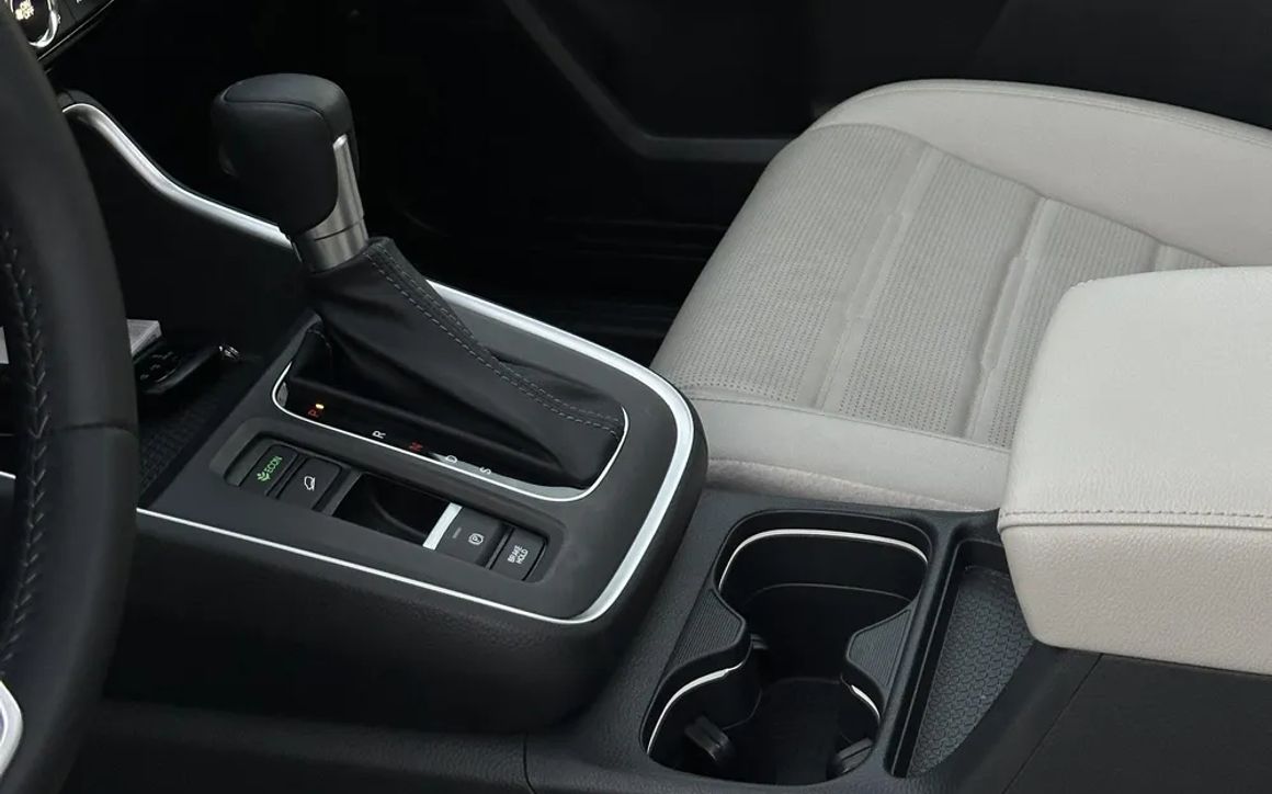 HONDA CR-V 7 SEATER - image 6