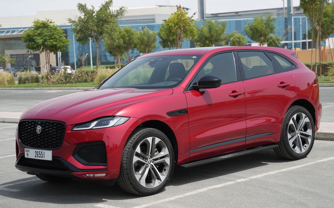 JAGUAR F-PACE - image 1