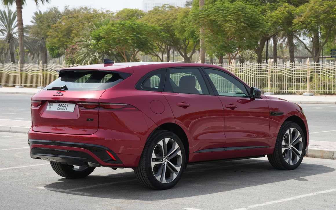 JAGUAR F-PACE - image 5