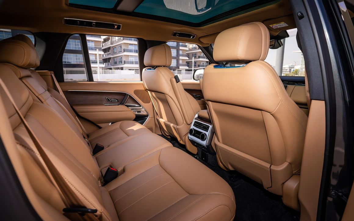 Range Rover Vogue HSE V8 - image 23