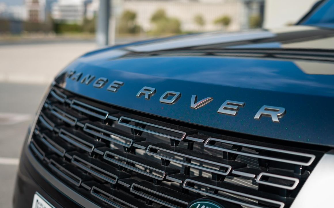 Range Rover Vogue HSE V8 - image 11