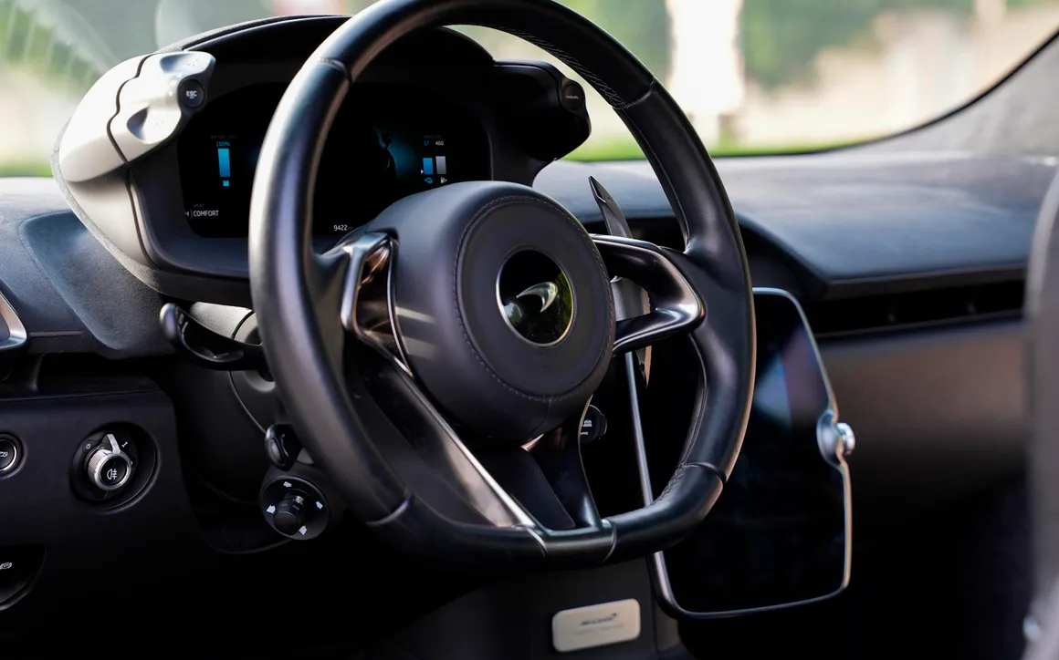 McLaren Artura Coupe - image 10