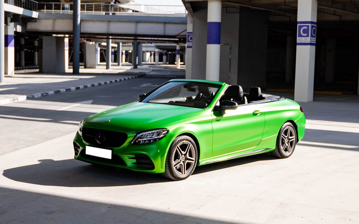 MERCEDES C180 CONVERTIBLE - image 4