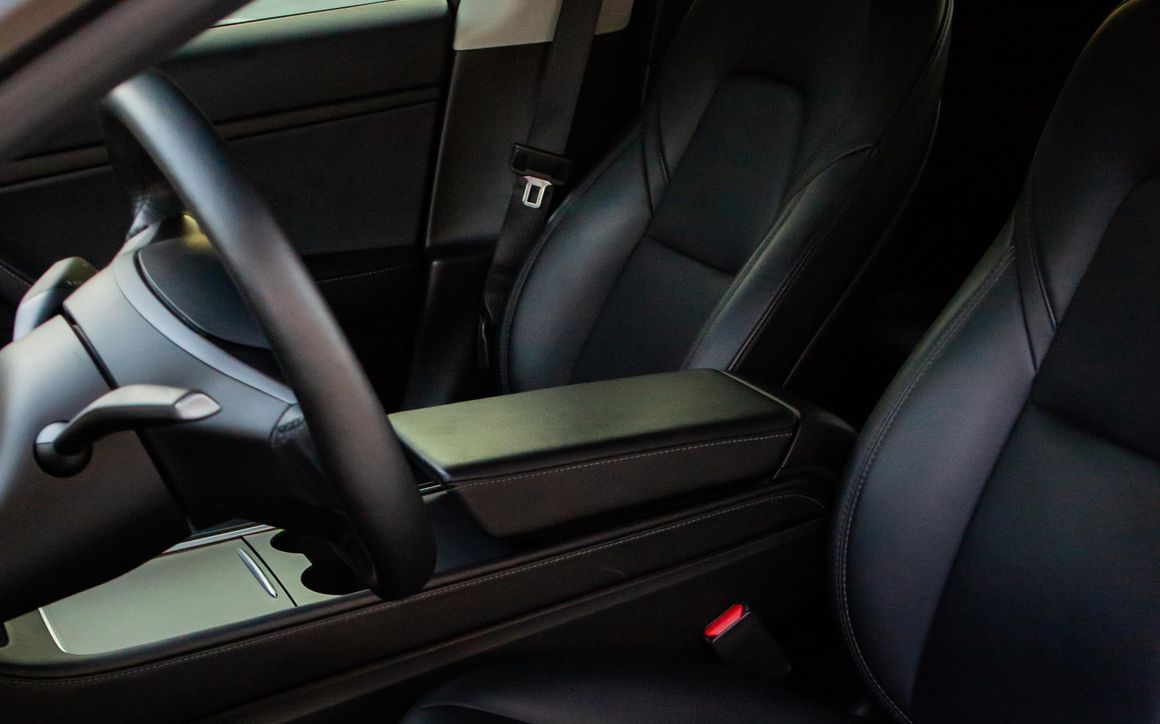 Tesla Model 3 - image 15