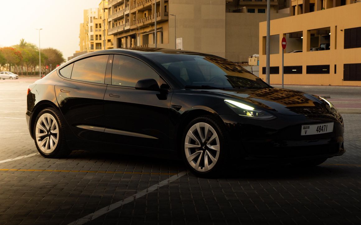Tesla Model 3 - image 1