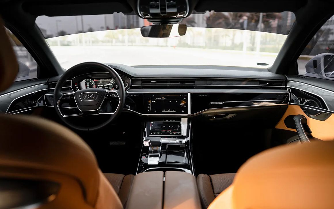 AUDI A8 - image 6