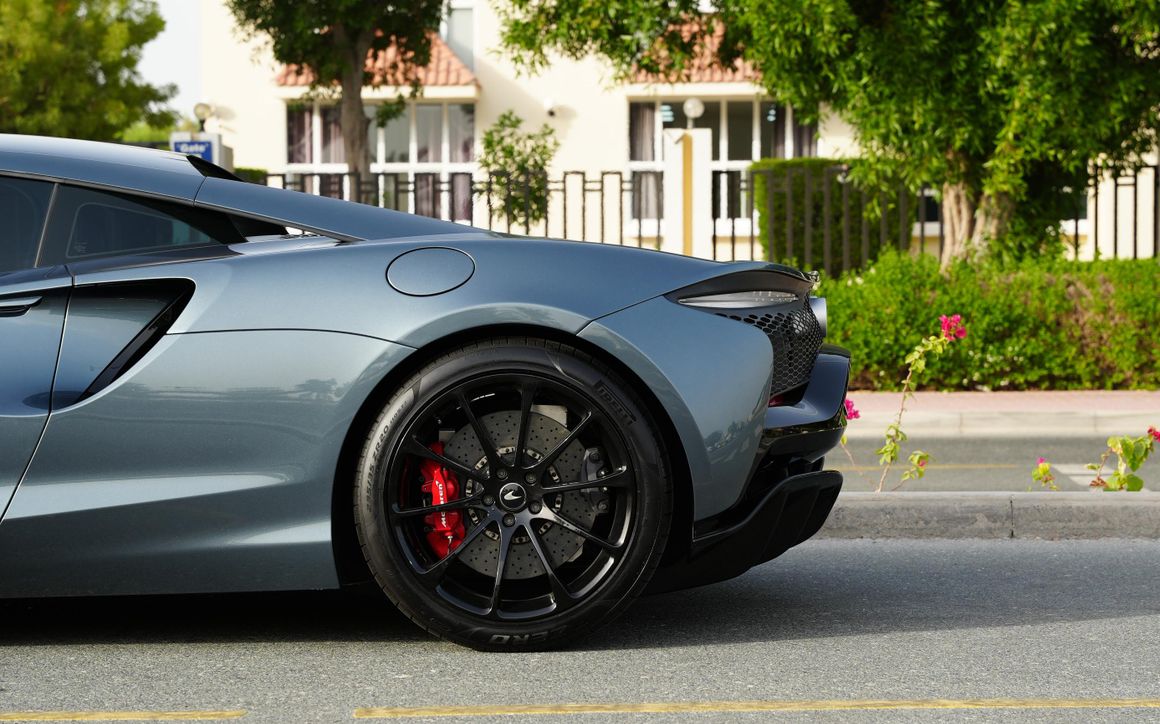MCLAREN ARTURA - image 8