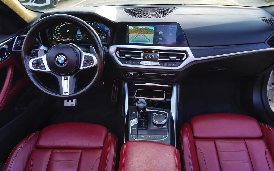 BMW 430i soft top convertible - image 9