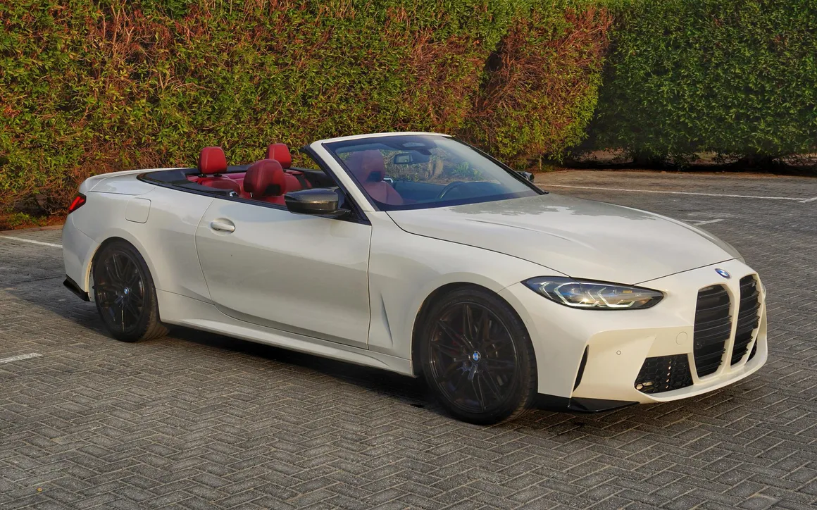 BMW 430i soft top convertible - image 3