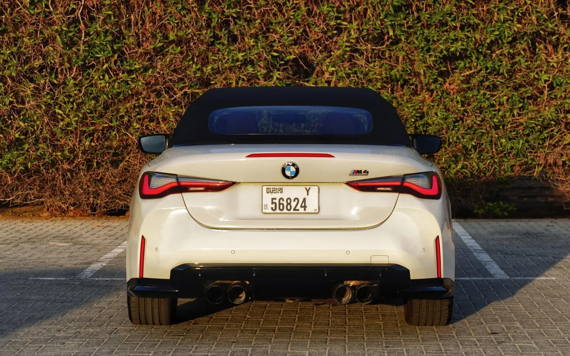 BMW 430i soft top convertible - image 7