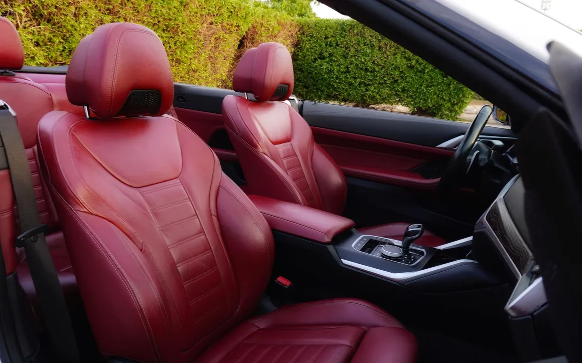 BMW 430i soft top convertible - image 12
