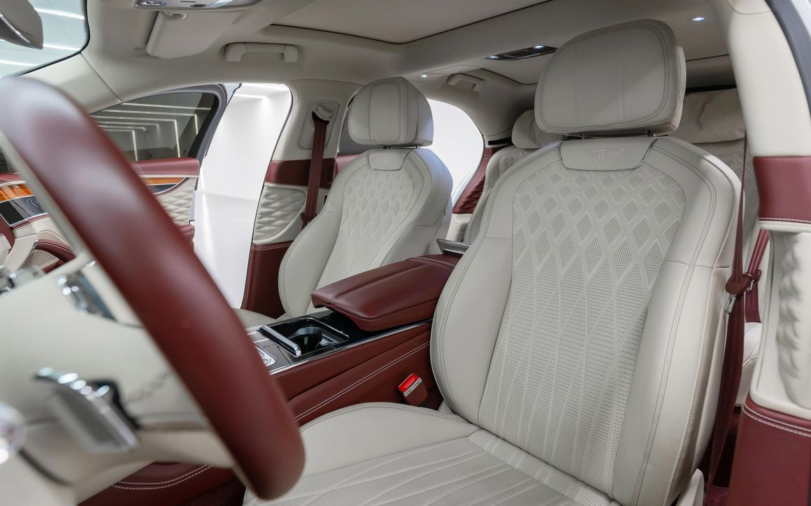 Bentley Flying Spur - image 11