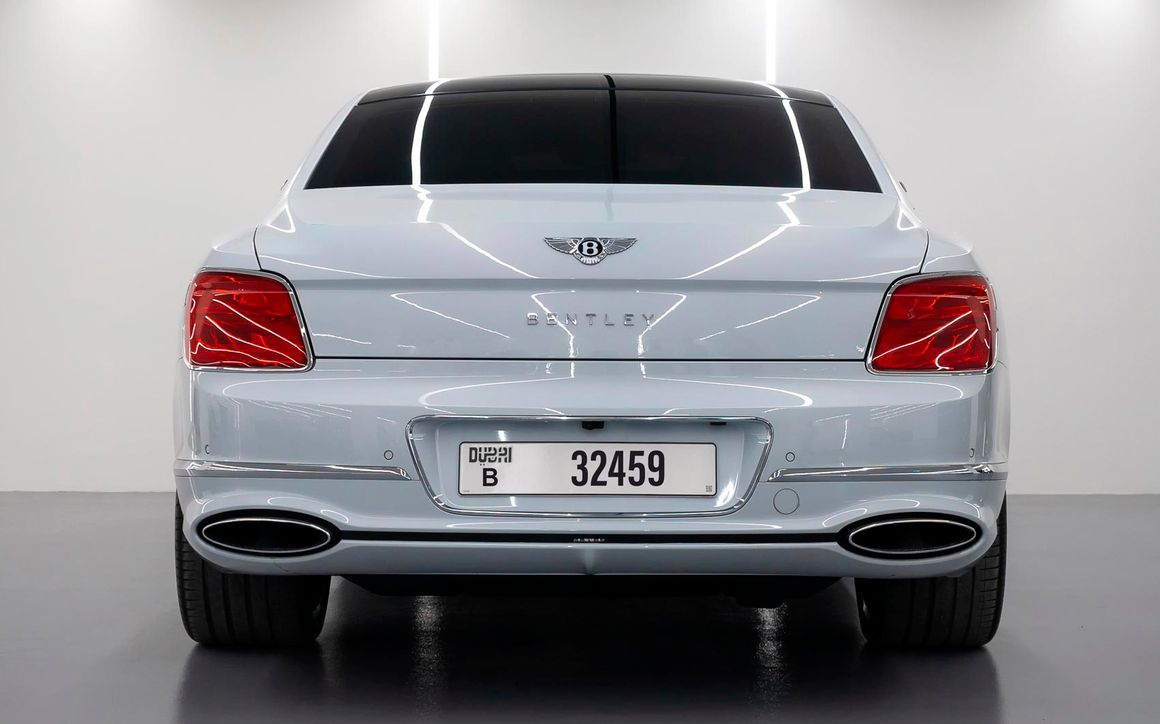 Bentley Flying Spur - image 5