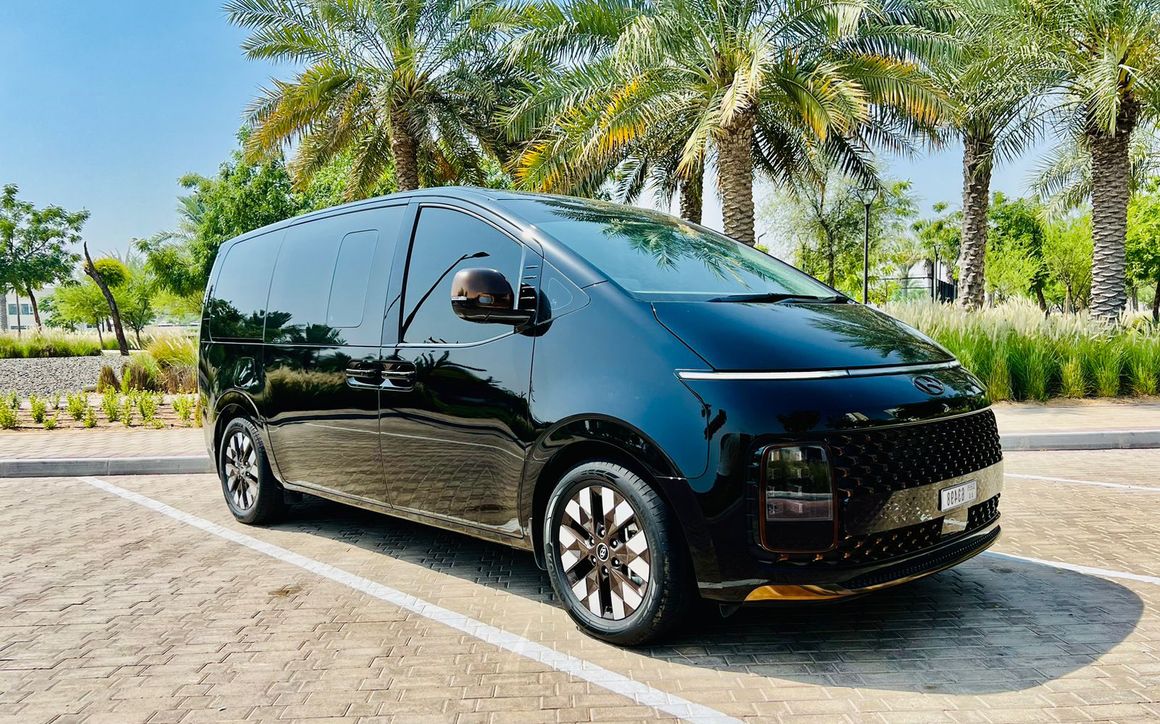Hyundai Staria - image 3