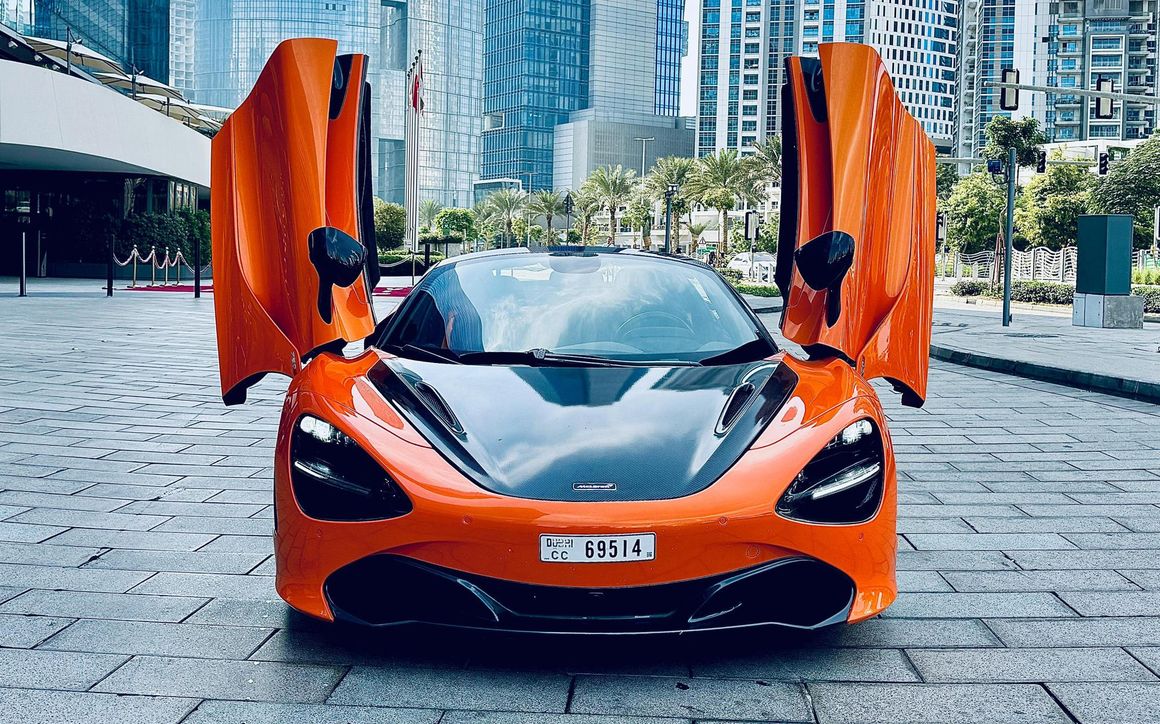 MCLAREN 720S - image 3