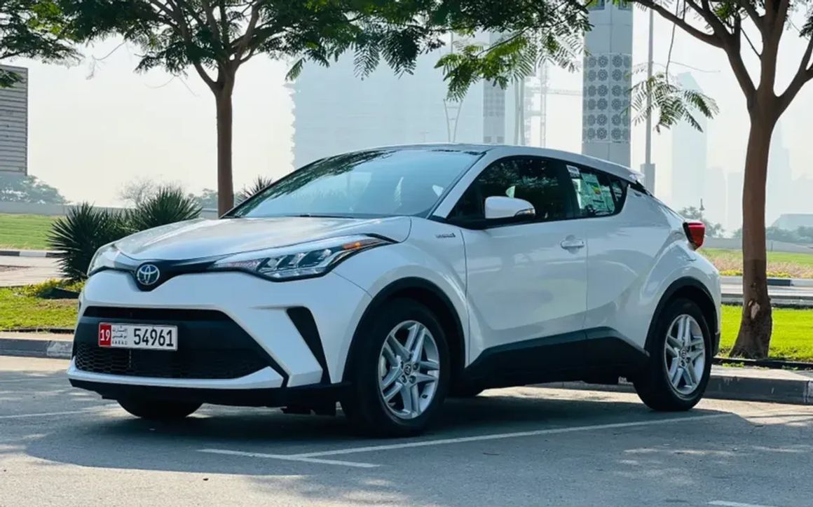 TOYOTA CHR HYBRID - image 1