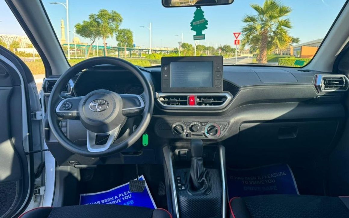 TOYOTA RAIZE - image 6