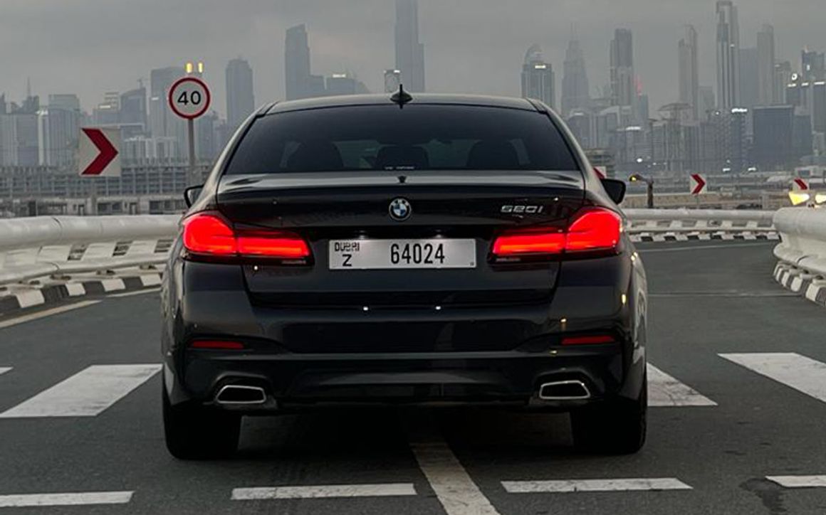 BMW 520i - image 4
