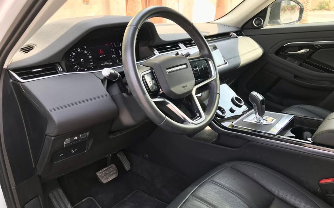 Range Rover Evoque - image 10