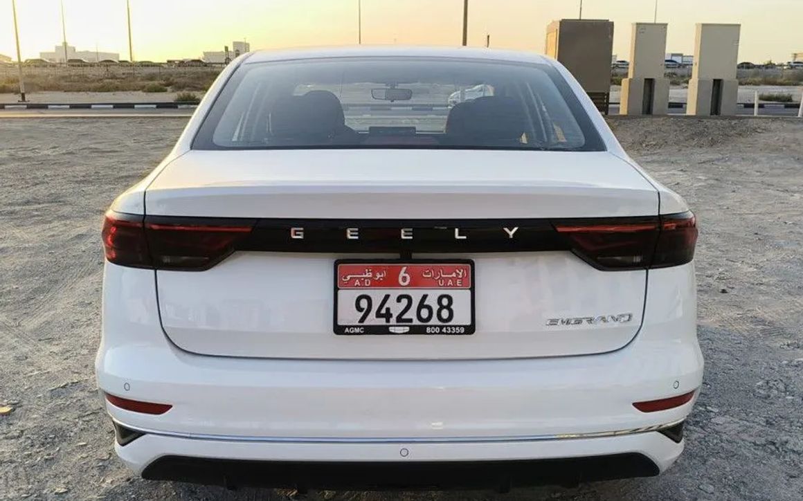 Geely Emgrand - image 4