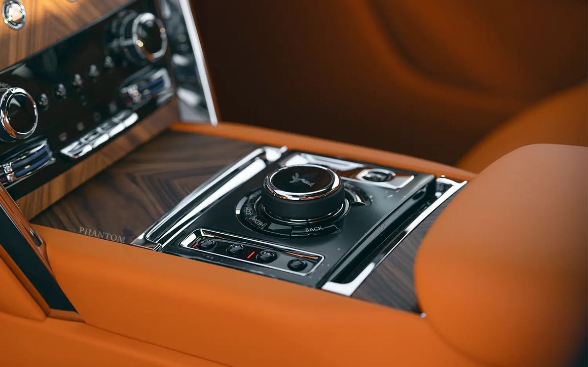 ROLLS ROYCE CULLINAN - image 11