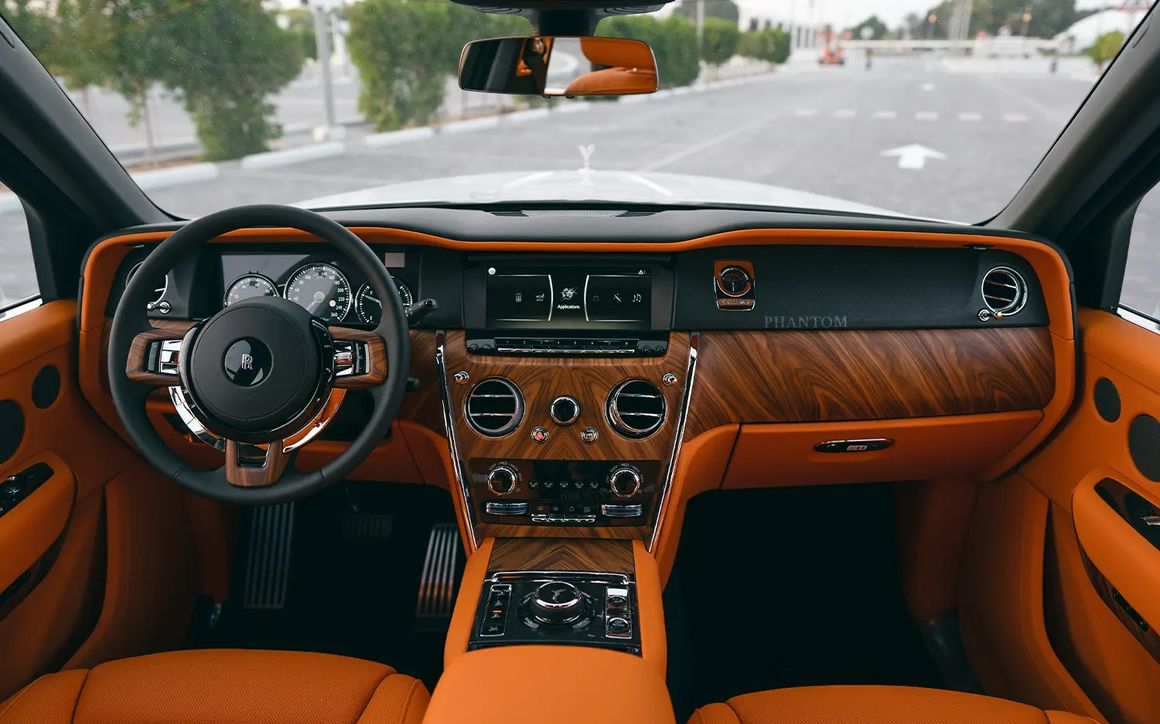 ROLLS ROYCE CULLINAN - image 10