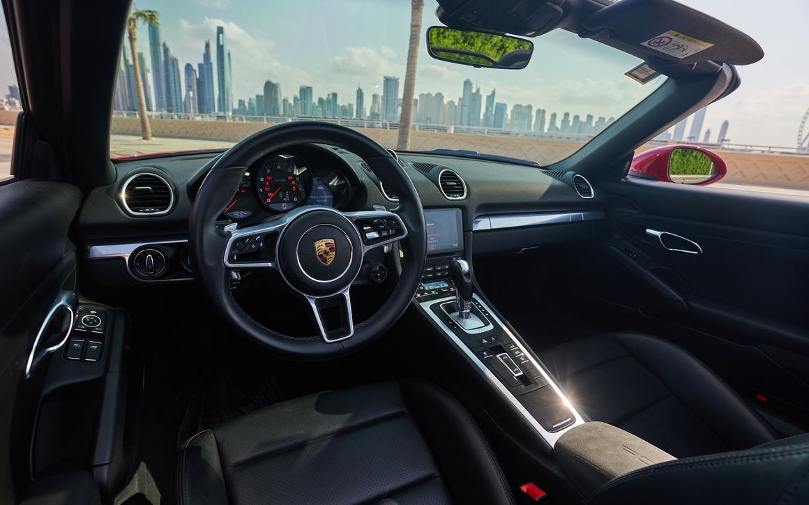 Porsche Boxster - image 6