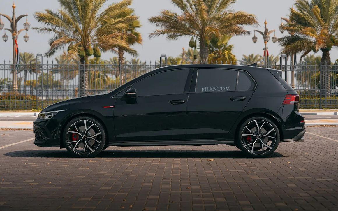 VOLKSWAGEN GOLF GTI 20L - image 2