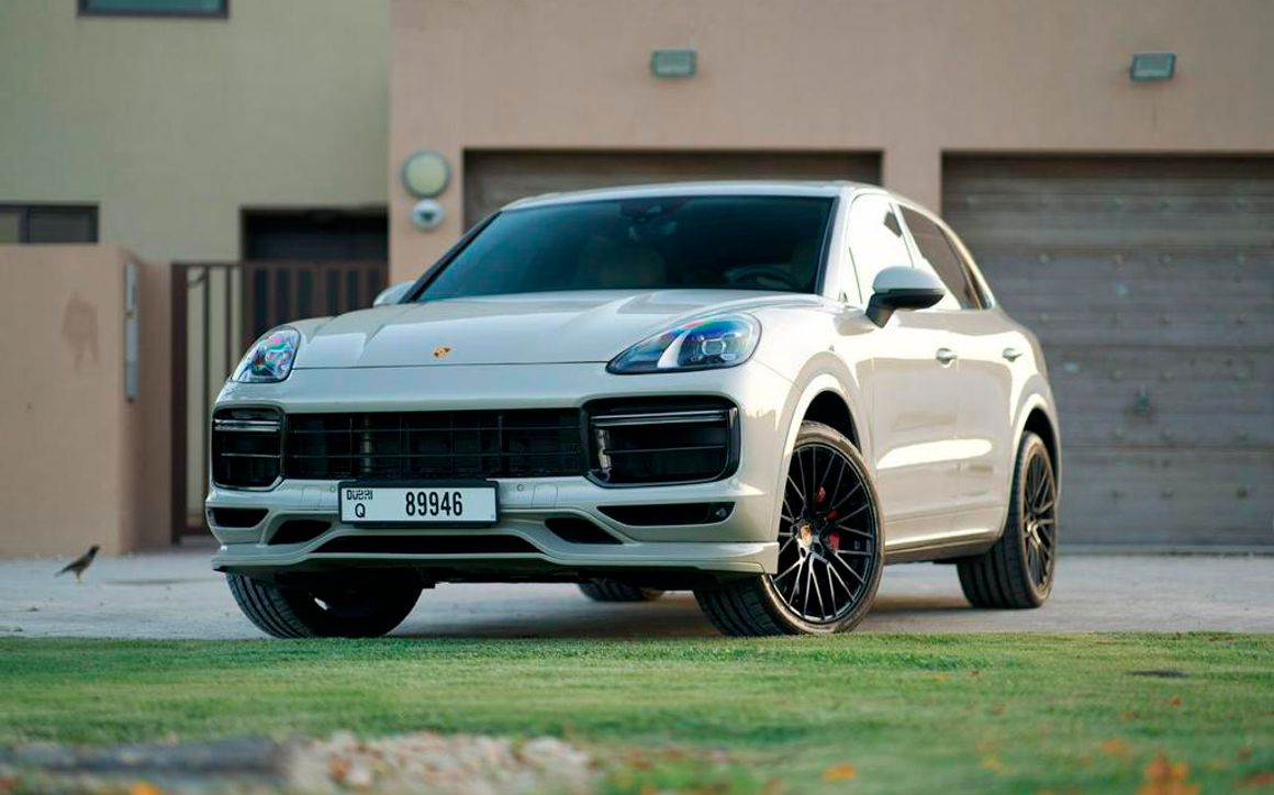 PORSCHE CAYENNE - image 1